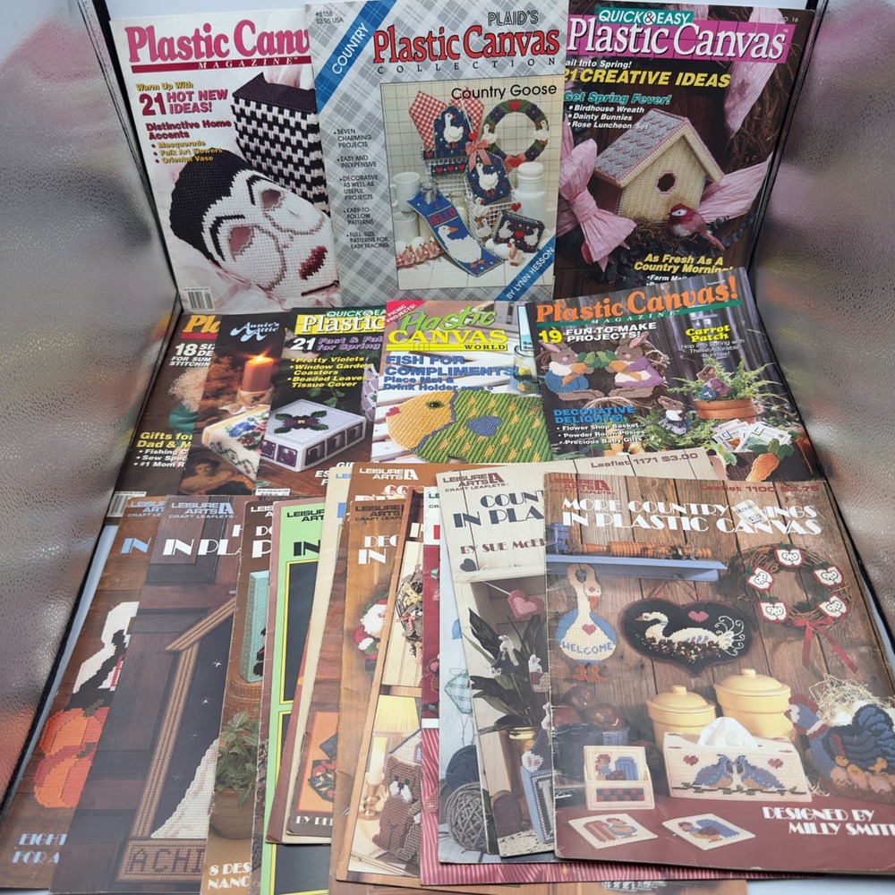 Plastic Canvas Pattern Books Multi 80s 90s Lot of 23 Leaflets Needlepoint
